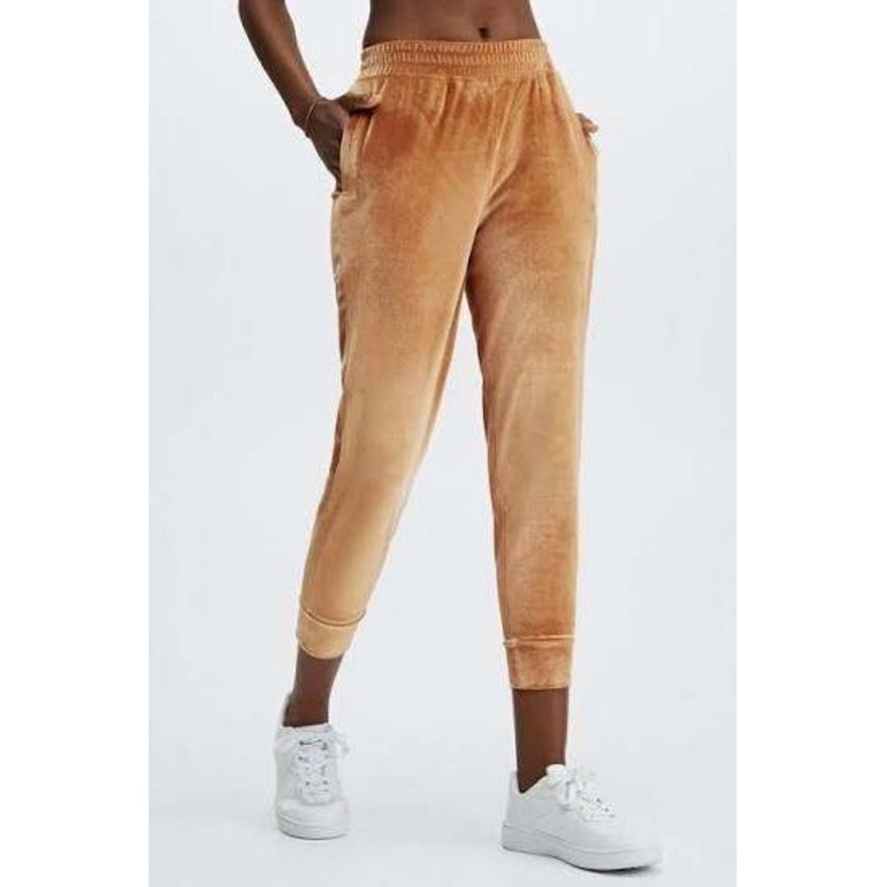 280. Fabletics Daria Velour Jogger  Light Honey color Size 1X (16-18) Retail $70